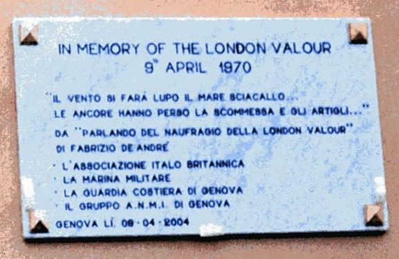 Lapide in ricordo del naufragio della nave London Valour avvenuto nelle acque prospicenti il porto di Genova il 09.04.1970