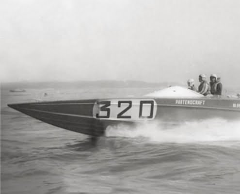 Delta 32' Hydrosonic special al debutto alla gara motonautica Cowes - Torquay del 1967