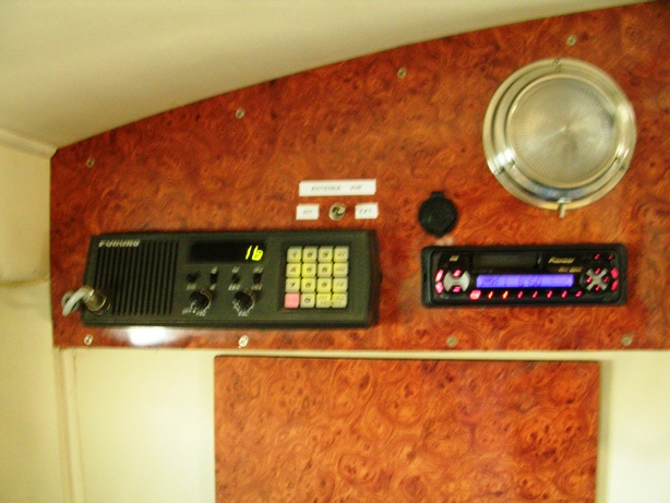 Pannello VHF e Sintolettorre CD AM FM