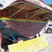 Il restauro di barche d'epoca Levi in lamellare di mogano