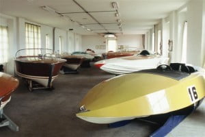 Sala Museo di Lario dei motoscafi da corsa più recenti
